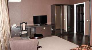 Гостиница President Махачкала Улучшенный двухместный номер с 1 кроватью-2